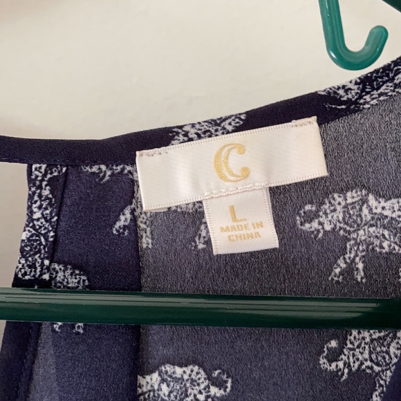 Blue blouse with elephant detail - Picture 3 of 4